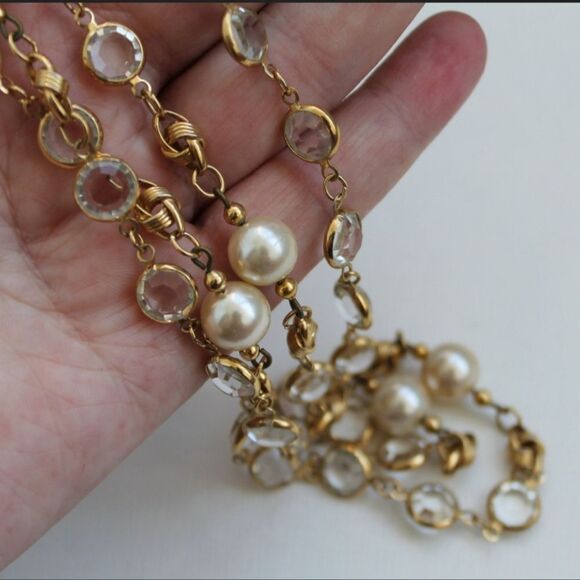 VINTAGE UNSIGNED SWAROVSKI GLASS WINDOW PANE & PEARL 40" NECKLACE - Picture 4 of 10